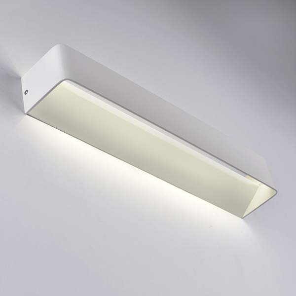 Large Boxed Wall Light, 15W